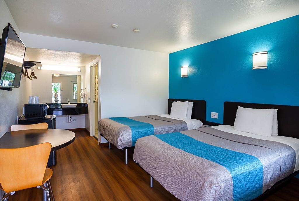 Motel 6-Ventura, Ca - Downtown 외부 사진